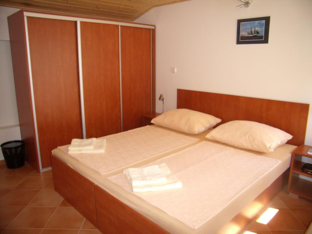 Apartments Sunce Brna Quarto foto